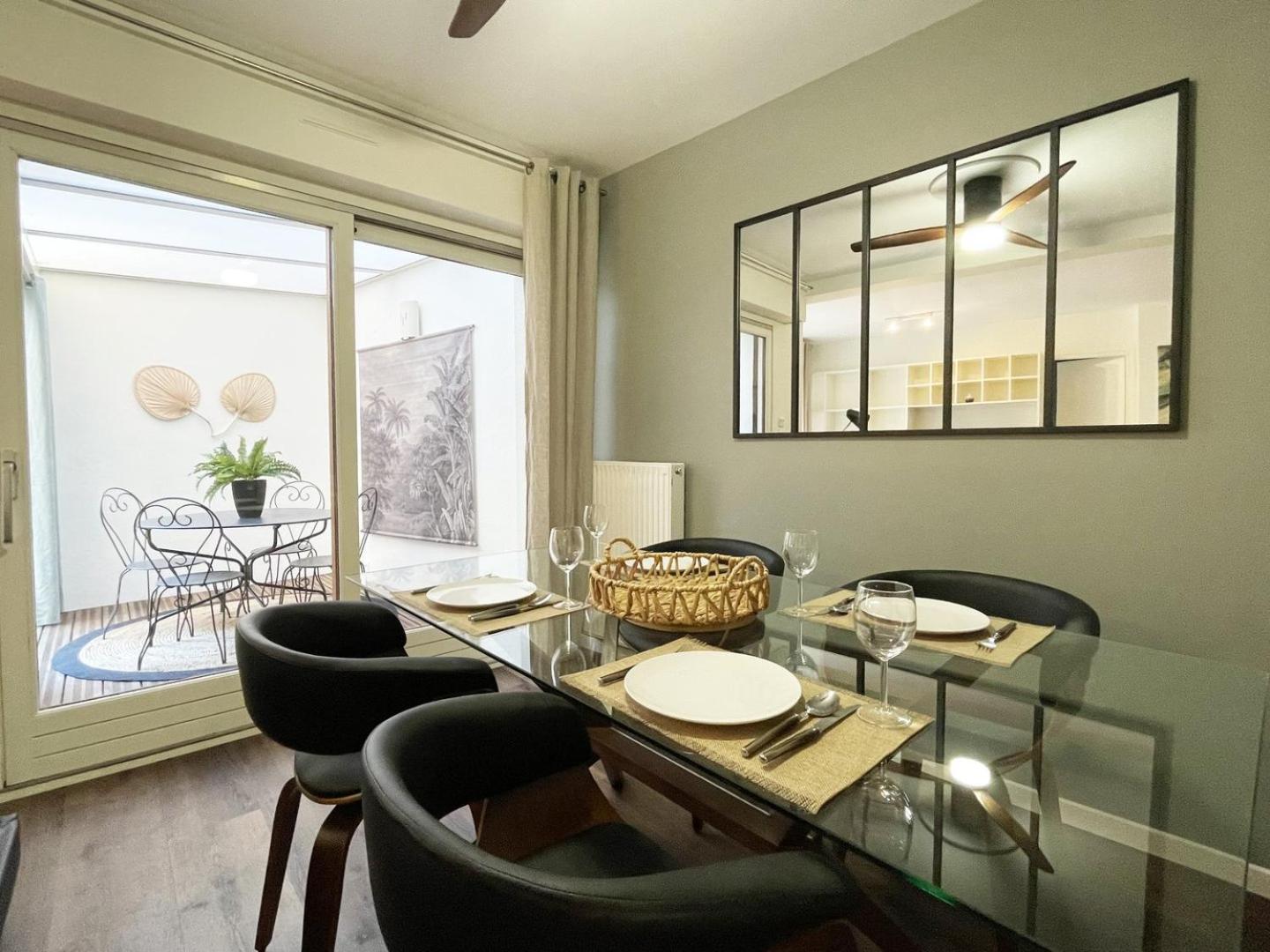 Le Patio De La Reine Berthe - Parking Included Apartment Chartres Luaran gambar