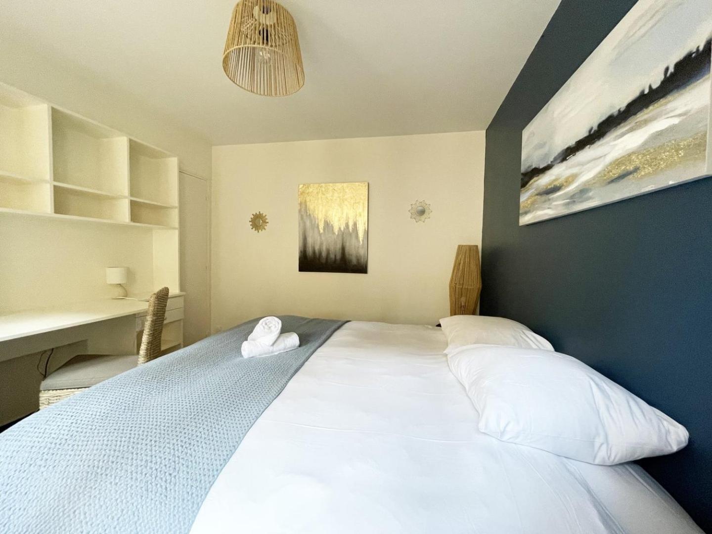 Le Patio De La Reine Berthe - Parking Included Apartment Chartres Luaran gambar