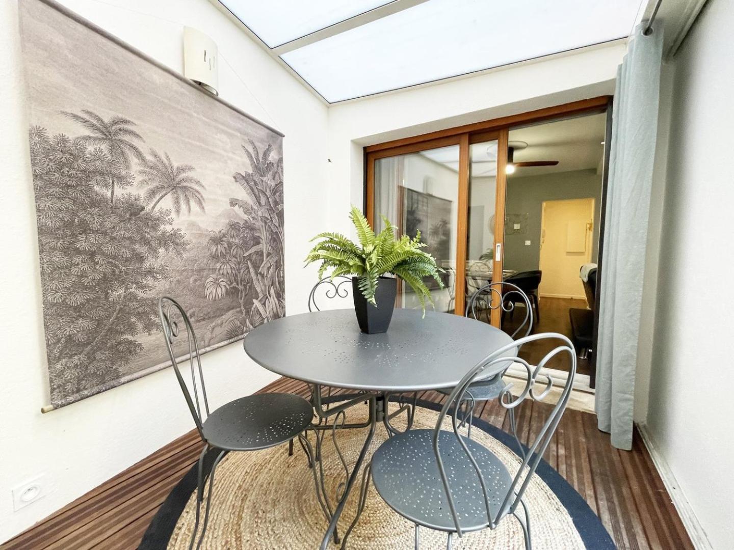 Le Patio De La Reine Berthe - Parking Included Apartment Chartres Luaran gambar